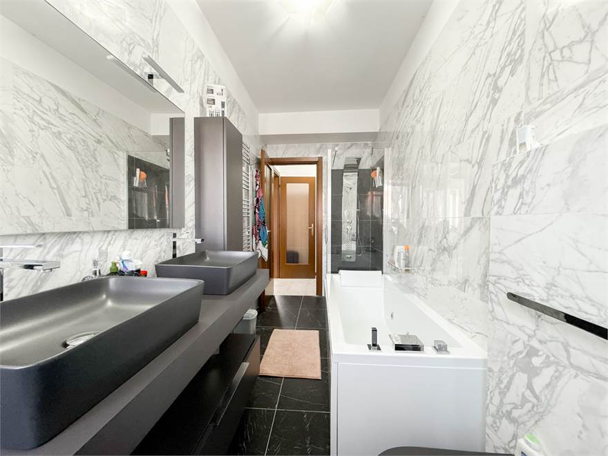 Bagno primo piano