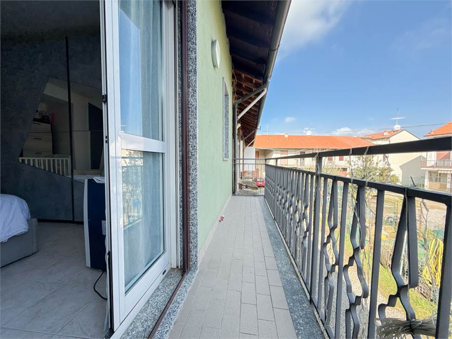 Balcone camera 1