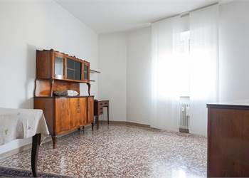 Trilocale al secondo piano