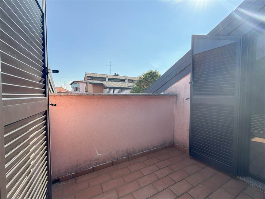 Terrazzino su camere